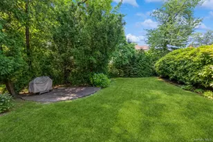 196-15 Como Ave, Hollis, NY 11423 - Photo 32