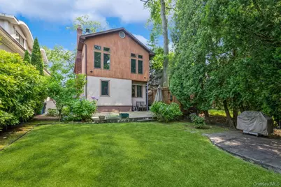 19615 Como Avenue, Hollis, NY 11423 - Photo 34