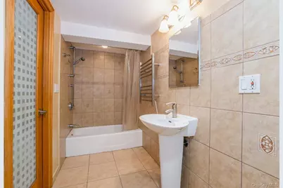 19615 Como Avenue, Hollis, NY 11423 - Photo 28