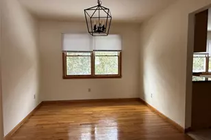 8 Caruso Ct, Glen Cove, NY 11542 - Photo 8