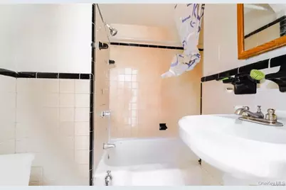 100-42 Francis Lewis Boulevard #1st fl, Queens Village, NY 11429 - Photo 8