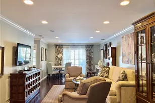 843 Madeira Blvd, Melville, NY 11747 - Photo 4