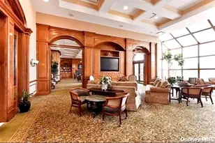 843 Madeira Blvd, Melville, NY 11747 - Photo 22