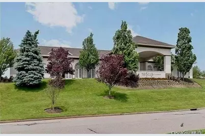 843 Madeira Boulevard, Melville, NY 11747 - Photo 22