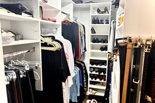 843 Madeira Blvd, Melville, NY 11747 - Photo 16