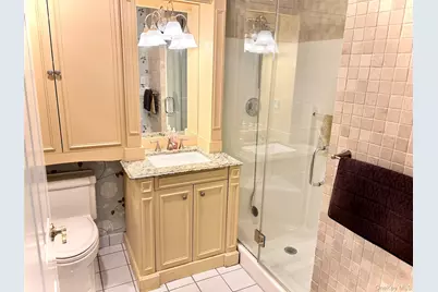 843 Madeira Boulevard, Melville, NY 11747 - Photo 10