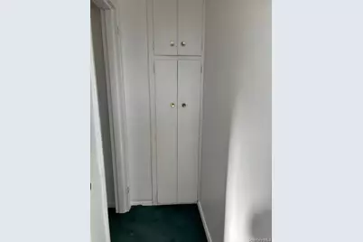 209-10 41 Avenue #2E, Bayside, NY 11361 - Photo 8
