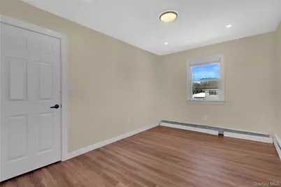 293 Avenue B, Ronkonkoma, NY 11779 - Photo 20