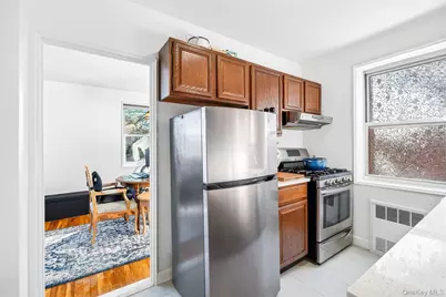 609 Palmer Road #5L, Yonkers, NY 10701 - Photo 10