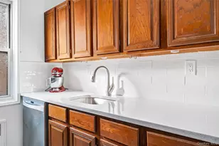 609 Palmer Rd, Yonkers, NY 10701 - Photo 8