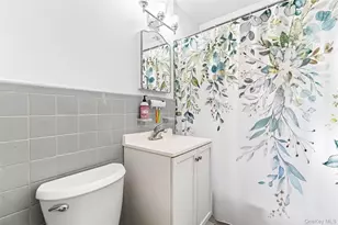 609 Palmer Rd, Yonkers, NY 10701 - Photo 26