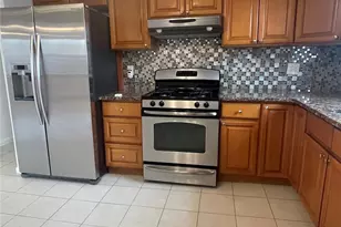 166-19 25th Ave, Whitestone, NY 11357 - Photo 4