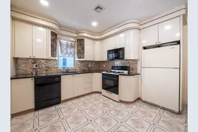 720 Ditmas Avenue, Brooklyn, NY 11218 - Photo 16