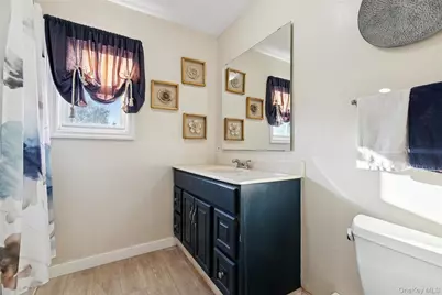 12 Ormand Avenue, Medford, NY 11763 - Photo 20