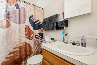 71 Washington Avenue, Wheatley Heights, NY 11798 - Photo 10