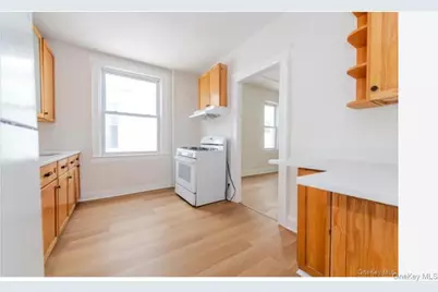 959 Van Nest Avenue #2, Bronx, NY 10462 - Photo 2