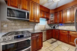 54 Villa Ave, Yonkers, NY 10704 - Photo 28