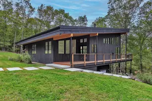 10 Hidden Mountain Ln, Stone Ridge, NY 12484 - Photo 2