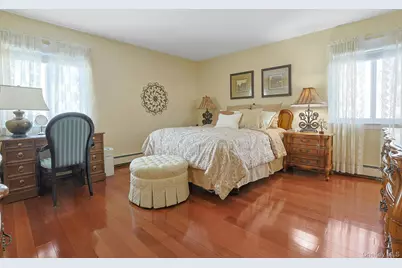 7 Lorenz Drive, Valhalla, NY 10595 - Photo 22