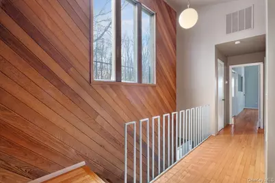 206 Emerson Avenue, Hartsdale, NY 10530 - Photo 16