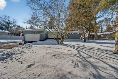 50 Oakcrest Avenue, Middle Island, NY 11953 - Photo 4