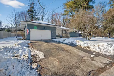 50 Oakcrest Avenue, Middle Island, NY 11953 - Photo 2