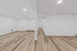 50 Oakcrest Ave, Middle Island, NY 11953 - Photo 28