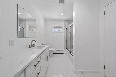 50 Oakcrest Avenue, Middle Island, NY 11953 - Photo 20