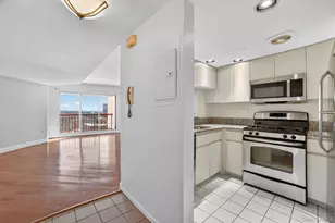 10 Stewart Pl, White Plains, NY 10603 - Photo 4