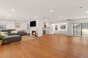 34 Mayfair Dr, Huntington, NY 11743 - Photo 4