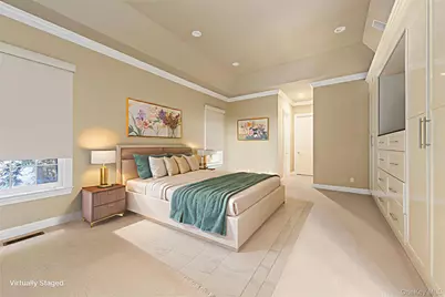 38 Stone Hill Drive S, Manhasset, NY 11030 - Photo 8