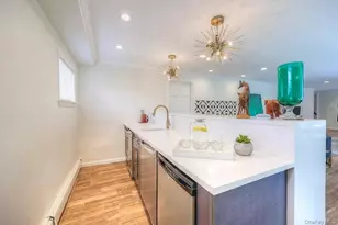 58 Allen Rd, Rockville Centre, NY 11570 - Photo 10