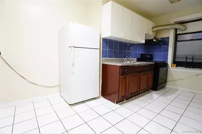 61-40 Saunders Street #A10, Rego Park, NY 11374 - Photo 8