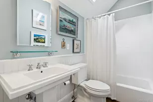 9 Wallace Ln, Brookhaven, NY 11719 - Photo 30