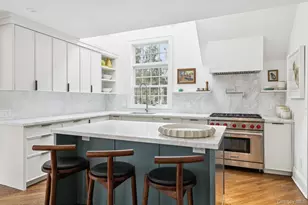 9 Wallace Ln, Brookhaven, NY 11719 - Photo 10