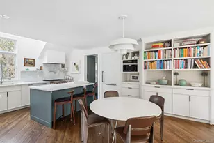 9 Wallace Ln, Brookhaven, NY 11719 - Photo 8