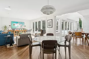 9 Wallace Ln, Brookhaven, NY 11719 - Photo 4