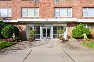 280 Guy Lombardo Ave, Freeport, NY 11520 - Photo 2