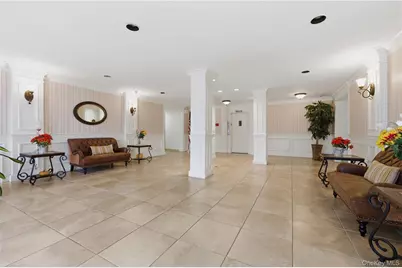 280 Guy Lombardo Avenue #2H, Freeport, NY 11520 - Photo 4