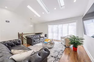 7 Dunhill Rd, Manhasset Hills, NY 11040 - Photo 4