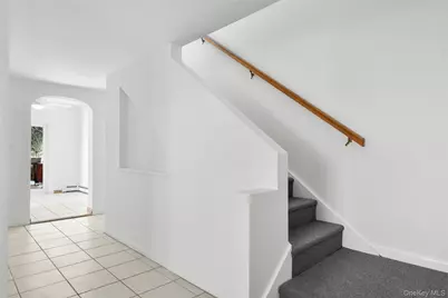 156 Madison Street, Mamaroneck, NY 10543 - Photo 8