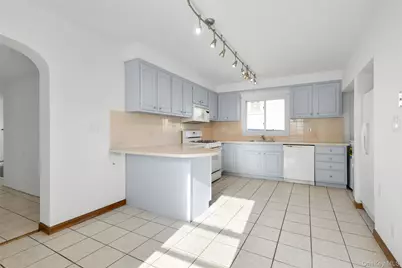 156 Madison Street, Mamaroneck, NY 10543 - Photo 12