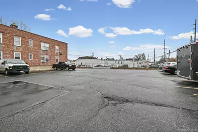 78 Gibson Boulevard #1B, Valley Stream, NY 11581 - Photo 22