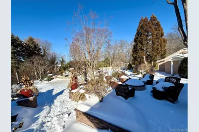 5 Glen Hill Court, Dix Hills, NY 11746 - Photo 32