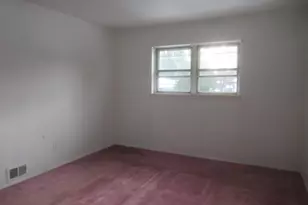 10 Lori St, Poughkeepsie, NY 12603 - Photo 12