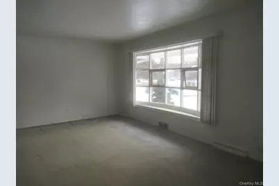 10 Lori Street, Poughkeepsie, NY 12603 - Photo 6