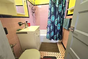 113-15 34, Corona, NY 11368 - Photo 10