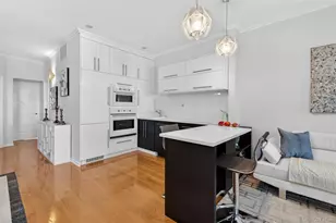 166 Pembroke St, Brooklyn, NY 11235 - Photo 8