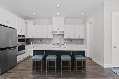 2 Dewitt Drive, Chappaqua, NY 10514 - Photo 6