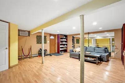 69 Churchill Lane, Smithtown, NY 11787 - Photo 20